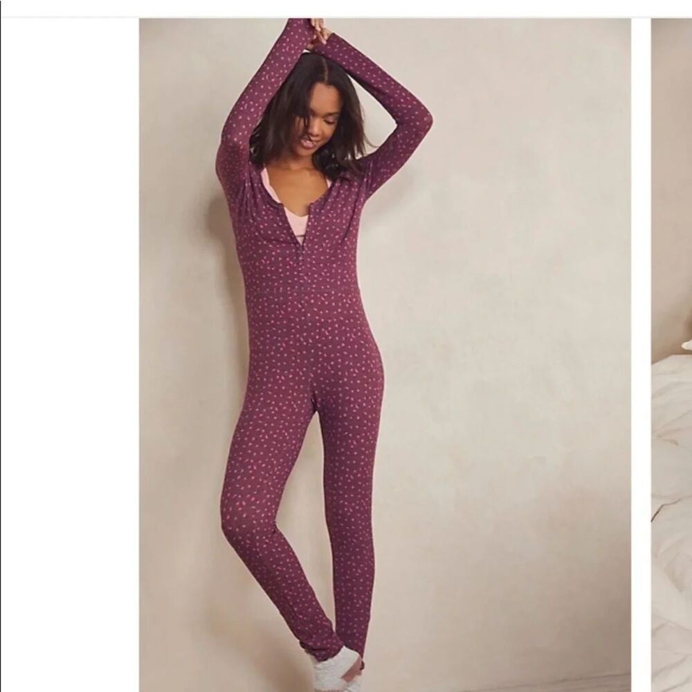 Intimately Free People Home Alone One Piece Romper Bodysuit Size Medium Maroon